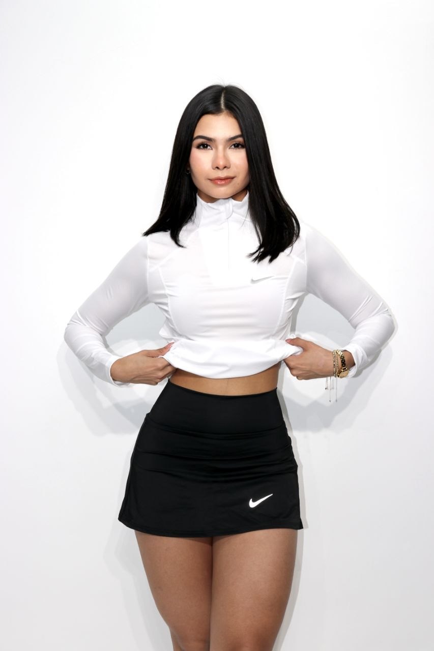 Top Deportivo Nike Pro HyperWarm – White Half-Zip para Dama